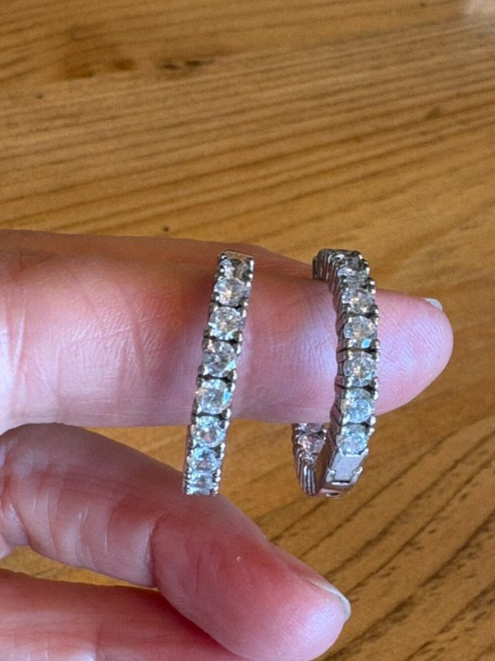 Sterling silver (marked 925) hoop earrings with 16 white Cubic Zirconia Gemstone - Picture 2 of 12
